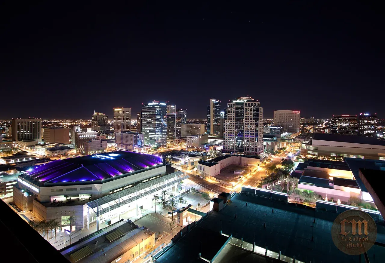 Las luces de Phoenix — imagen documental 2