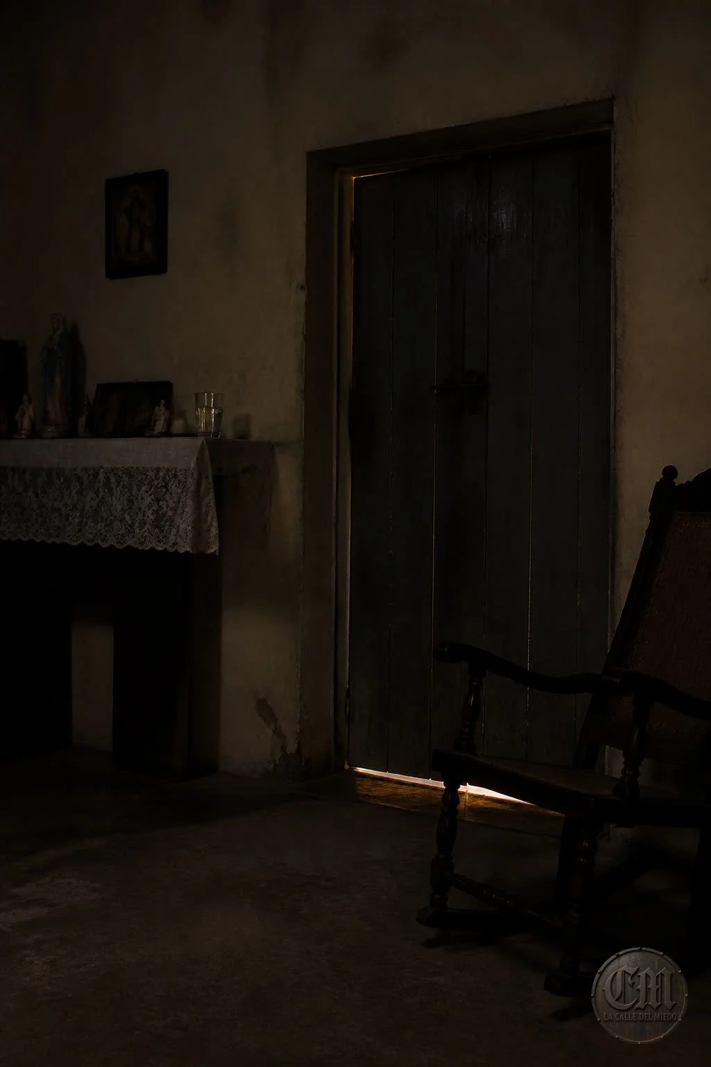 Puerta de sala de noche, recreación de la visita de Guatire